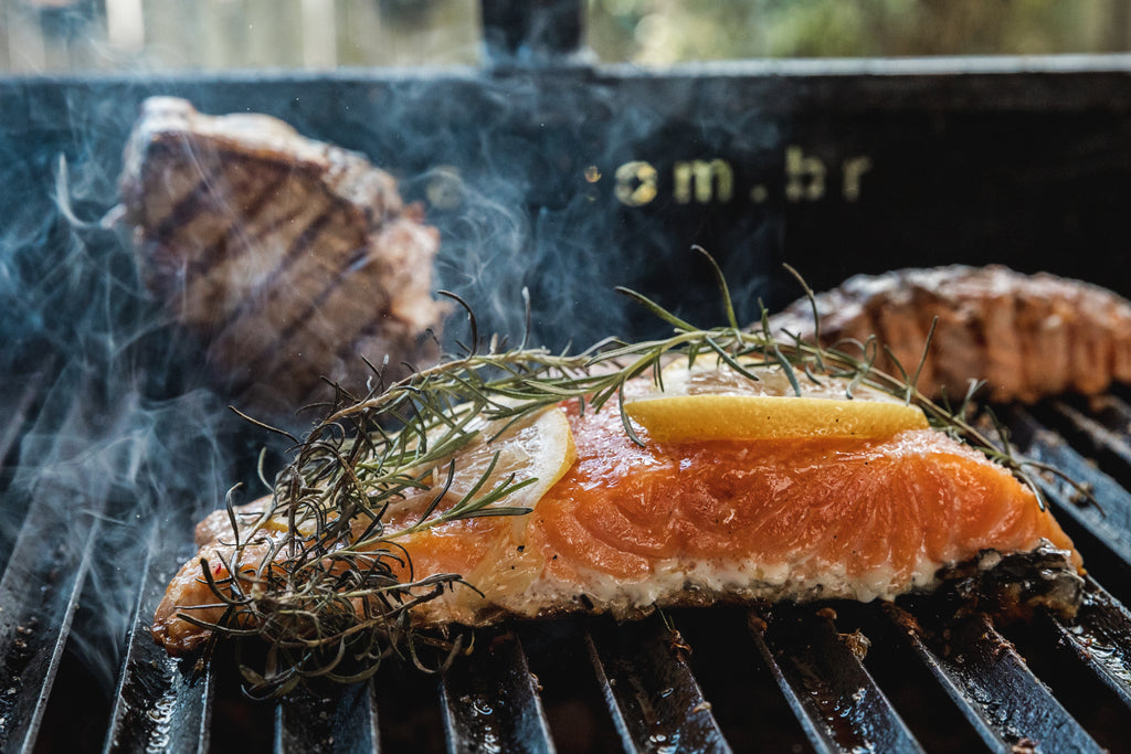 How to Grill the Perfect Salmon and avoid a piece of dry, pale meat on your plate.